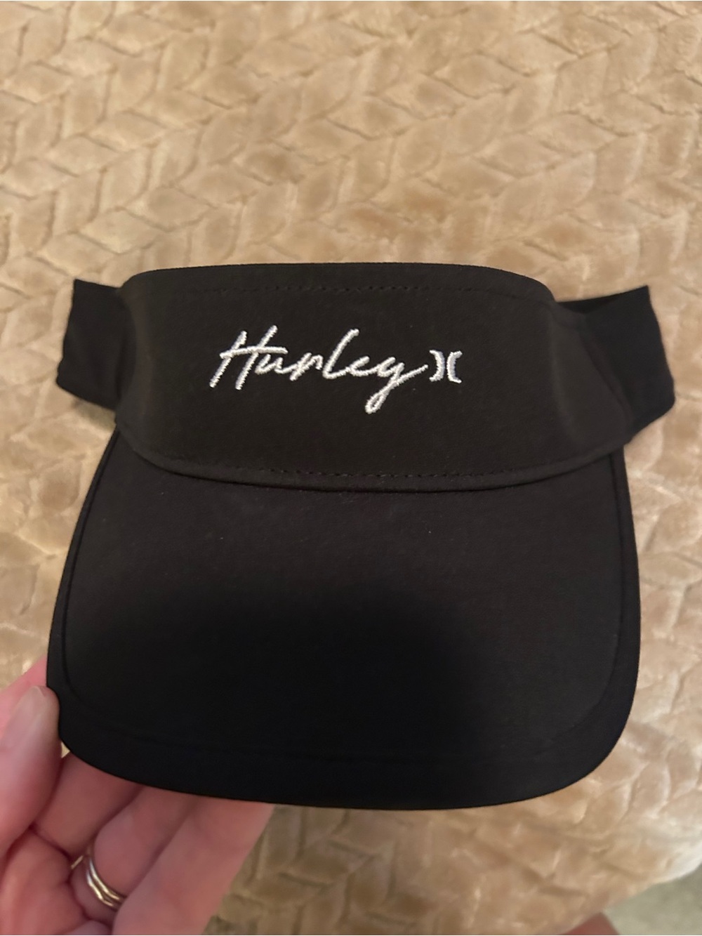 Hurley Black Visor Cap - Picture 2 of 2
